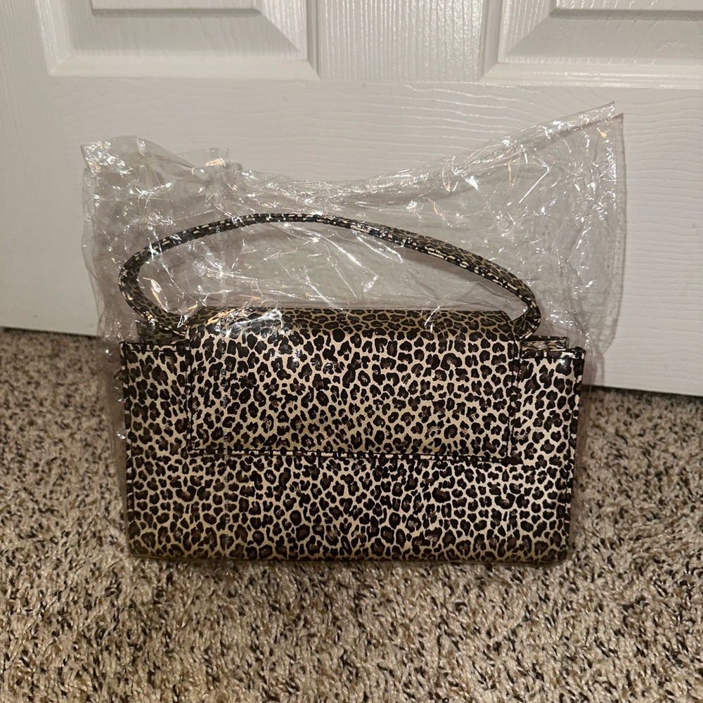 SHEIN Leopard Print Clutch
